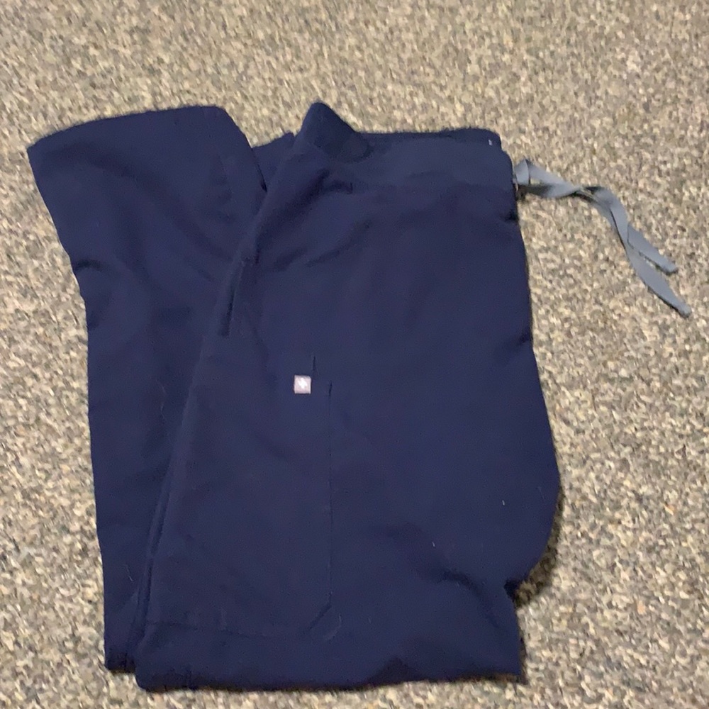 Figs Kade Cargo Scrub Pants Size M Navy